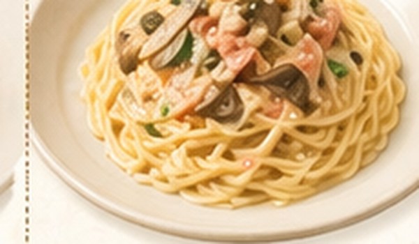 きのことベーコンのクリームパスタ